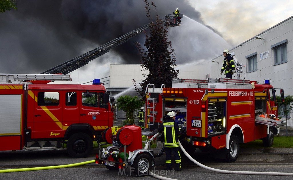 Grossbrand Halle Troisdorf Kriegsdorf Junkersring P052.JPG - Miklos Laubert